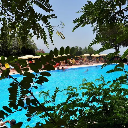 Club Pianetamaratea Aparthotel
